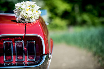 Ford Mustang Blumenstrauß