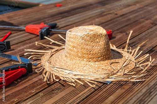 "Terrassendielen (handwerker)" Stockfotos und lizenzfreie Bilder auf