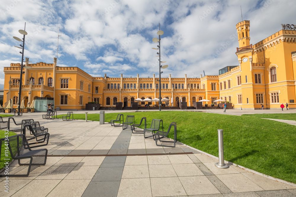 Wall mural zabytkowy budynek dworca głównego we wrocławiu