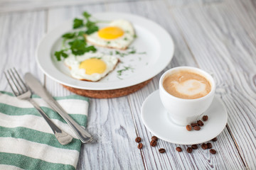 fried eggs coffe