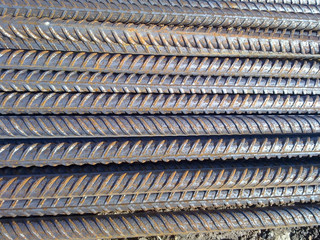 Metal fittings for reinforced concrete