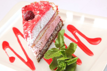 yoghurt cake with Berry cream