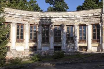 Fototapeta na wymiar old palace, Belarus