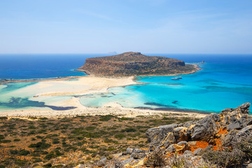 Fototapeta na wymiar View of the beautiful beach in Balos Lagoon, Crete