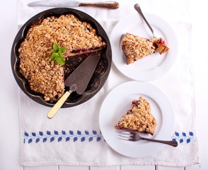 crumble topping cake