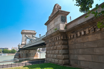 Fototapeta premium View of the famous chain bridge in Budapest.