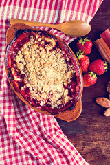 pie crumble with strawberries and rhubarb