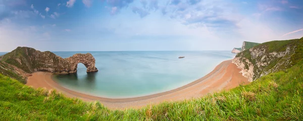 Cercles muraux Plage et mer Durdle Door à la plage sur la côte jurassique du Dorset, Royaume-Uni