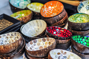 Painted Coconut Shell Container For Gift