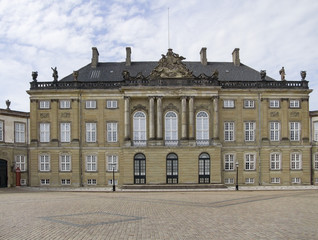 Fototapeta na wymiar Amalienborg in Copenhagen