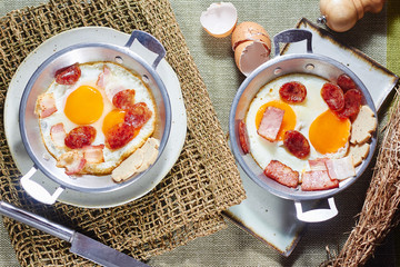 Pan fried egg,shallow Depth of Field,Focus on toppings.
