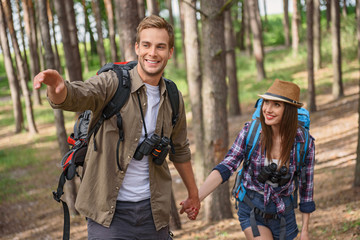 Fototapeta premium Happy tourists having romantic trip