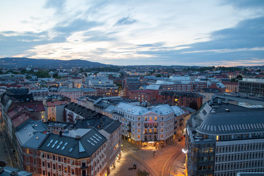 Norvegia, Oslo la sera, sky line