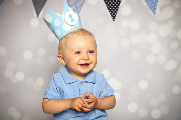 Glückliches Geburtstagsbaby