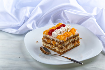  honey cake with strawberries and orange