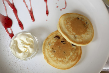 Pancakes with sour cream