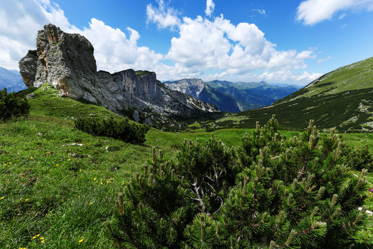 Mountain scenery of Karwendel, Achensee Area, Achensee, Tyrol, Austria