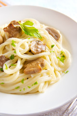 Spaghetti pasta with mushrooms