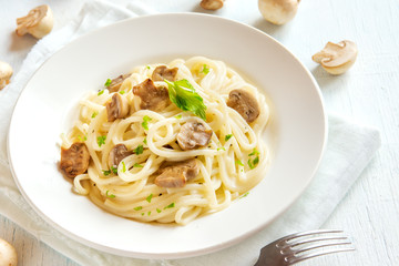 Spaghetti pasta with mushrooms