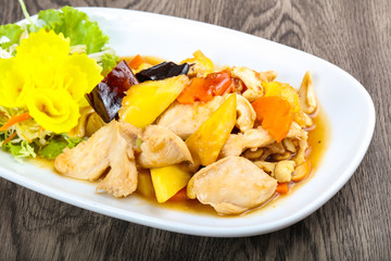 Chicken with pineapple and cahew nuts