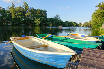 Obraz premium Boats near the shore
