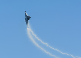 Estelas de caza bombardero