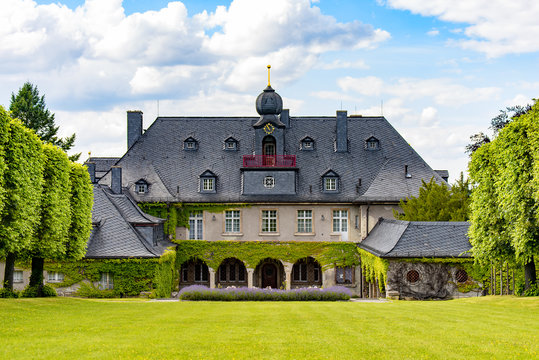 Schloss Bergfried Saalfeld 2