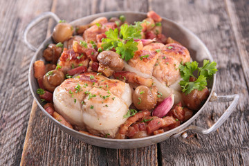 meat pork and mushroom
