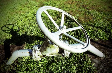 equipment circular shape for maneuvering the valve for closing o