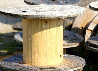 wooden spools for the transport of electric cables in a landfill