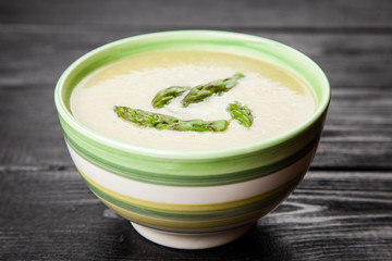 Asparagus cream soup