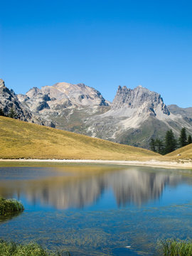 lake the thures