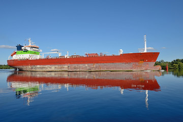 Maritime Transport © Tomasz Warszewski