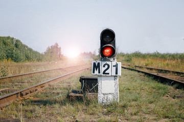 
Shunting light shines a red light on the railway