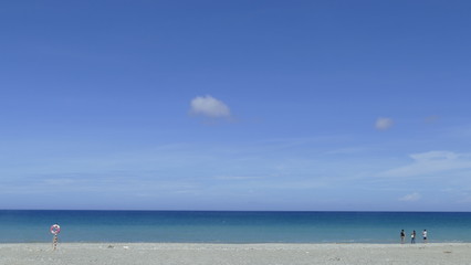 Fototapeta na wymiar beautiful beach on the east of Taiwan with nice view and sea