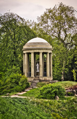 Woerlitzer Park, Venus Temple in summer © Armin Staudt