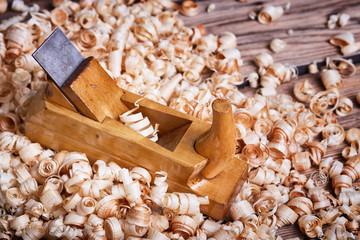 Processing of wood a plane