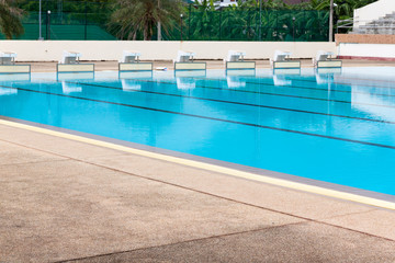 Swimming pool for water sports