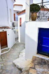 The small pedestrian streets in Skiathos Town