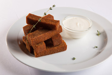 beer snack toast with gravy