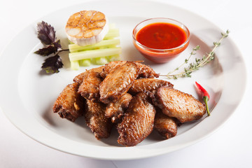 chicken wings with sauce