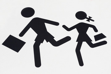 cartello stradale prudenza uscita bambini