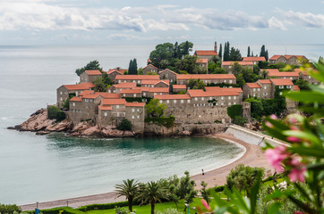 Fototapeta na wymiar Island Hotel Sveti Stefan in Montenegro