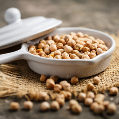 getrocknete Kichererbsen - dried chick peas