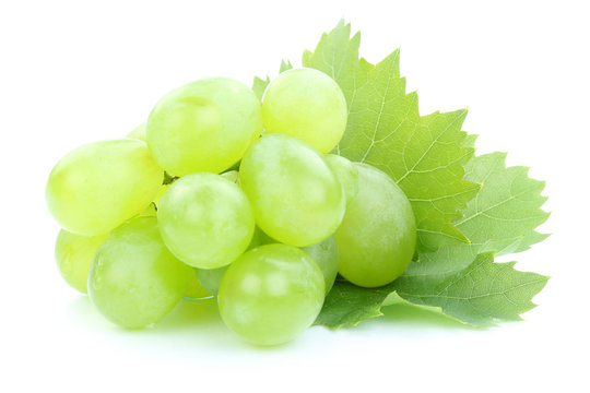 Trauben Weintrauben grün Früchte Obst Blätter Freisteller fre