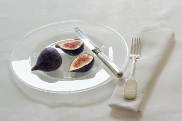 Feigen aufgeschnitten