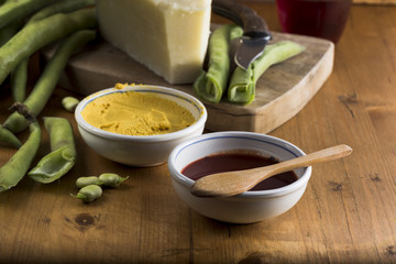 to eat fresh broad beans and pecorino romano cheese with sauces