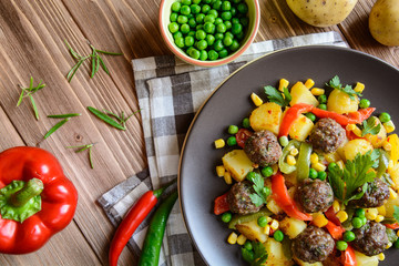 Meatballs with fried vegetable