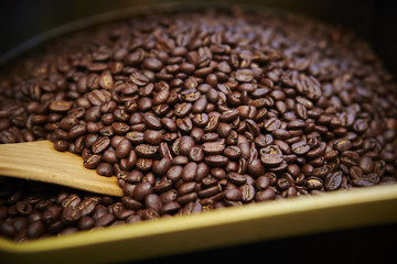 Roasting coffee beans