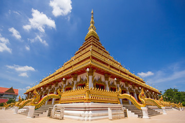 Fototapeta premium Wat Nong Wang (Phra Mahathat Kaen Nakhon).